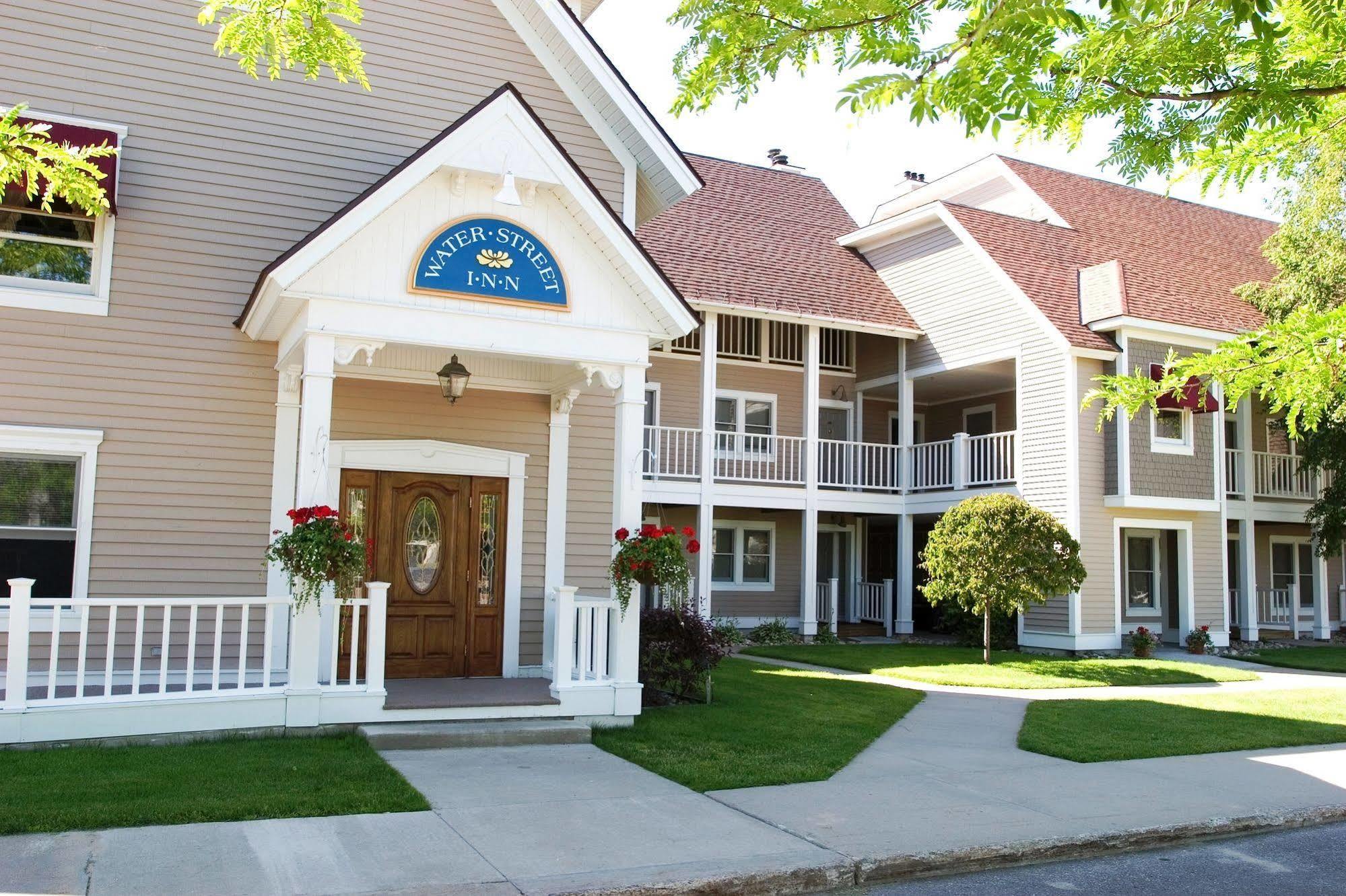 Water Street Inn Boyne City Kültér fotó